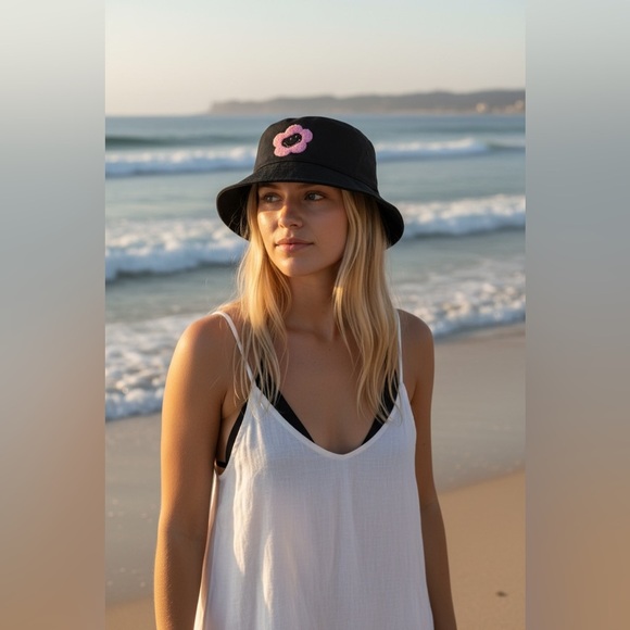 Samii Ryan Accessories - 🍄HOST PICK🍄Smiley x By Samii Ryan Caution Smiles Cotton Bucket Hat, Blk/Pnk, NWT